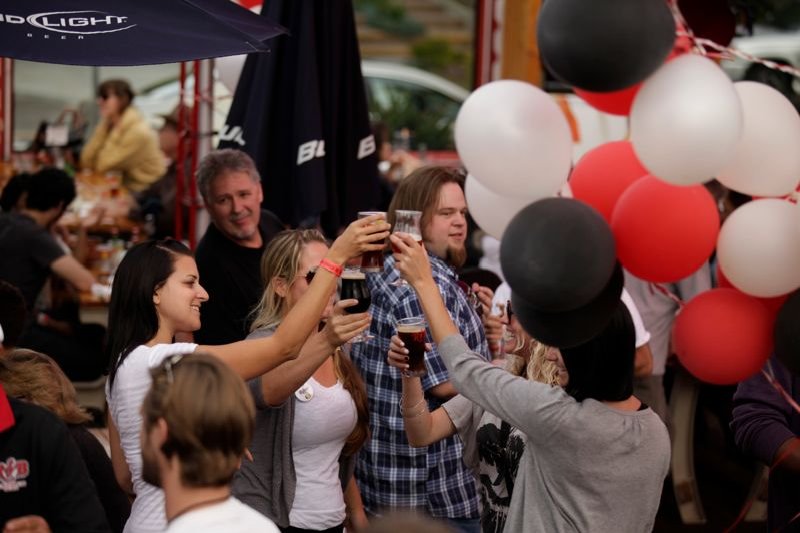 R_B_BeerFest_2011 111