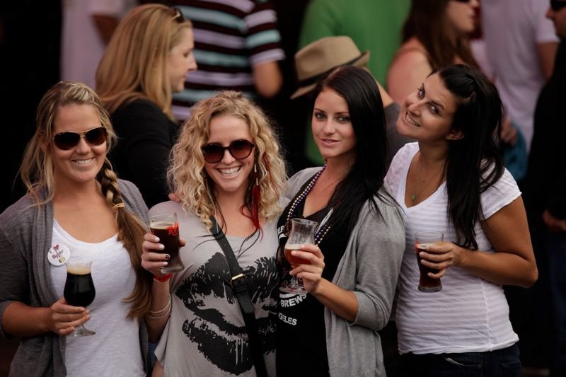 R_B_BeerFest_2011 104