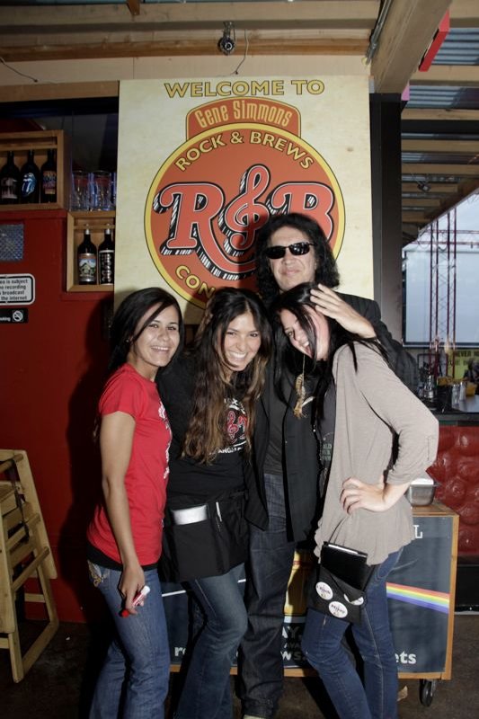 rock and brews-gene simmons 096