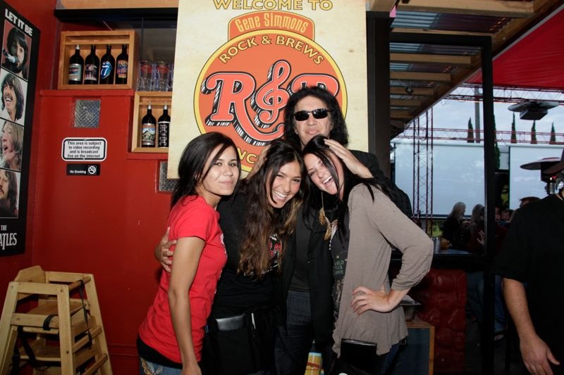 rock and brews-gene simmons 095