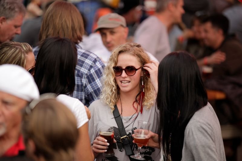 R_B_BeerFest_2011 116