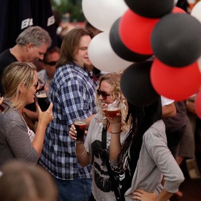 R_B_BeerFest_2011 113